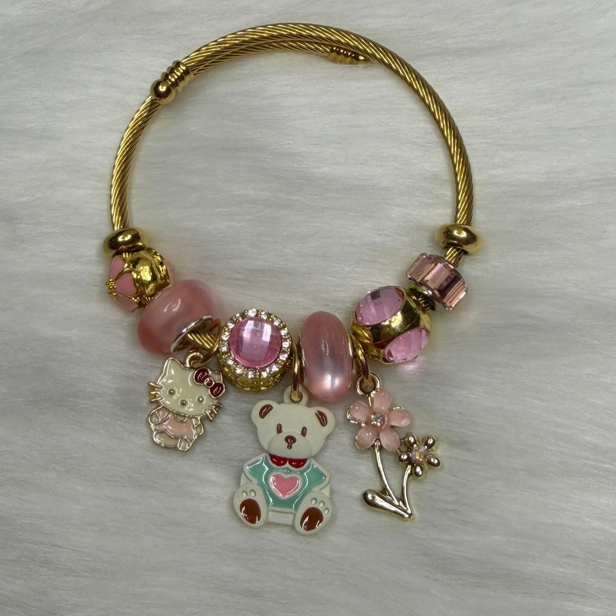 Pulsera Ajustable con Charms Hello Kitty y Osito