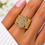 Anillo de Flor con Zirconias