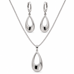 Set de Collar y Aretes Plateados