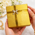 Caja de Regalo Elegante Dorada