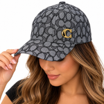 Gorra Monograma Gris y Negra con Detalle Dorado